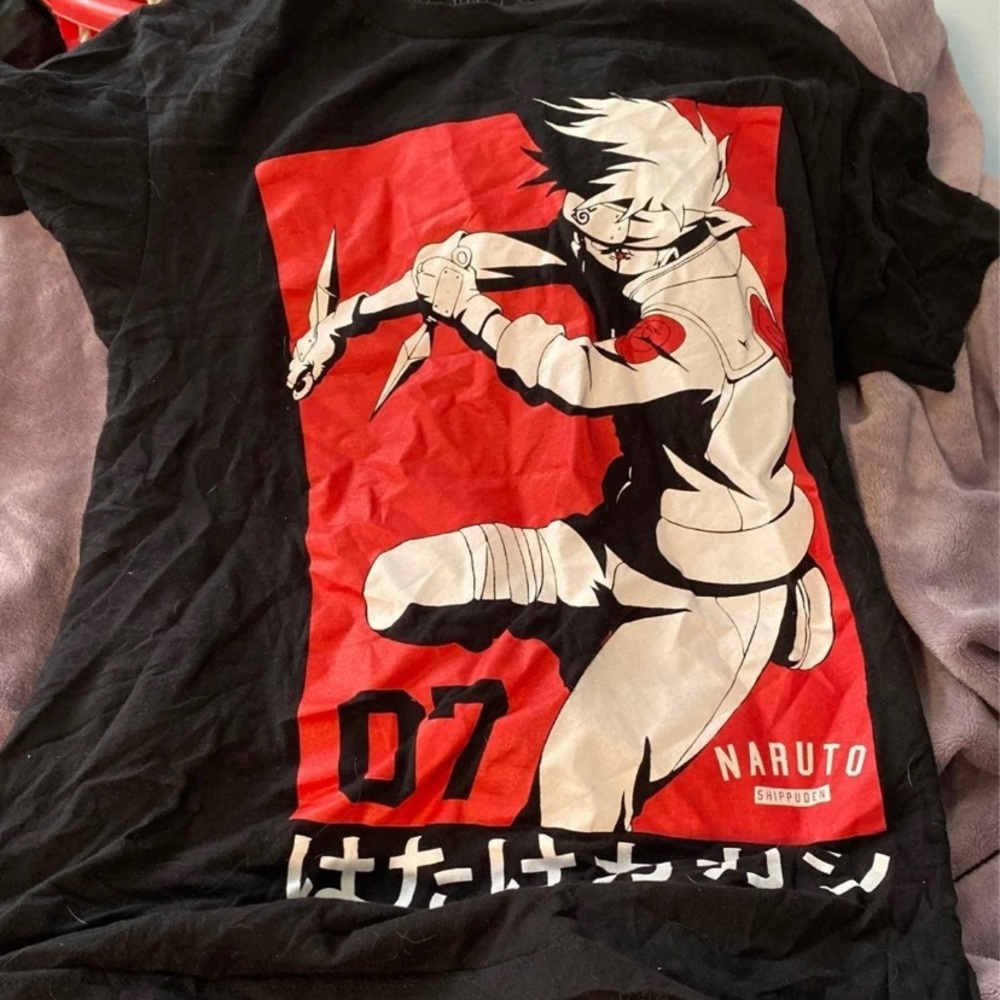 Naruto kakashi shirt size medium men